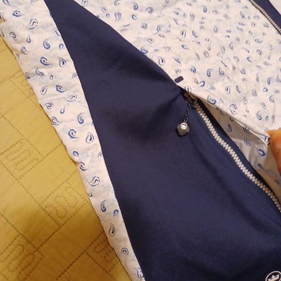 Peter Millar Vest Large Lightly Insulated White/Navy zippered NWT - Picture 4 of 11